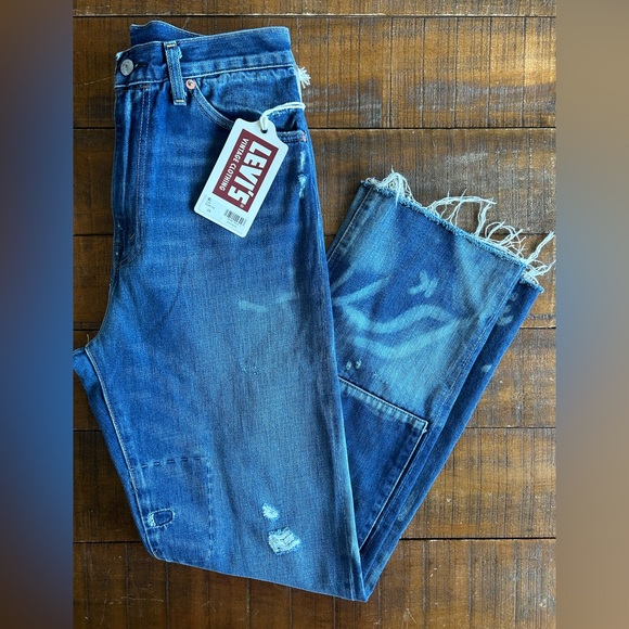 $260 LEVIS 701 Vintage Raw Hem Distressed Jeans 29 NWT - Picture 2 of 8